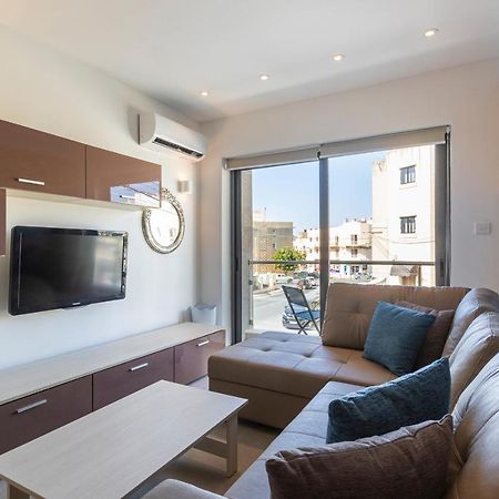 High-End Central Apt With Comfy Bed & Super Wifi By 360 Estates San Gwann Exterior photo