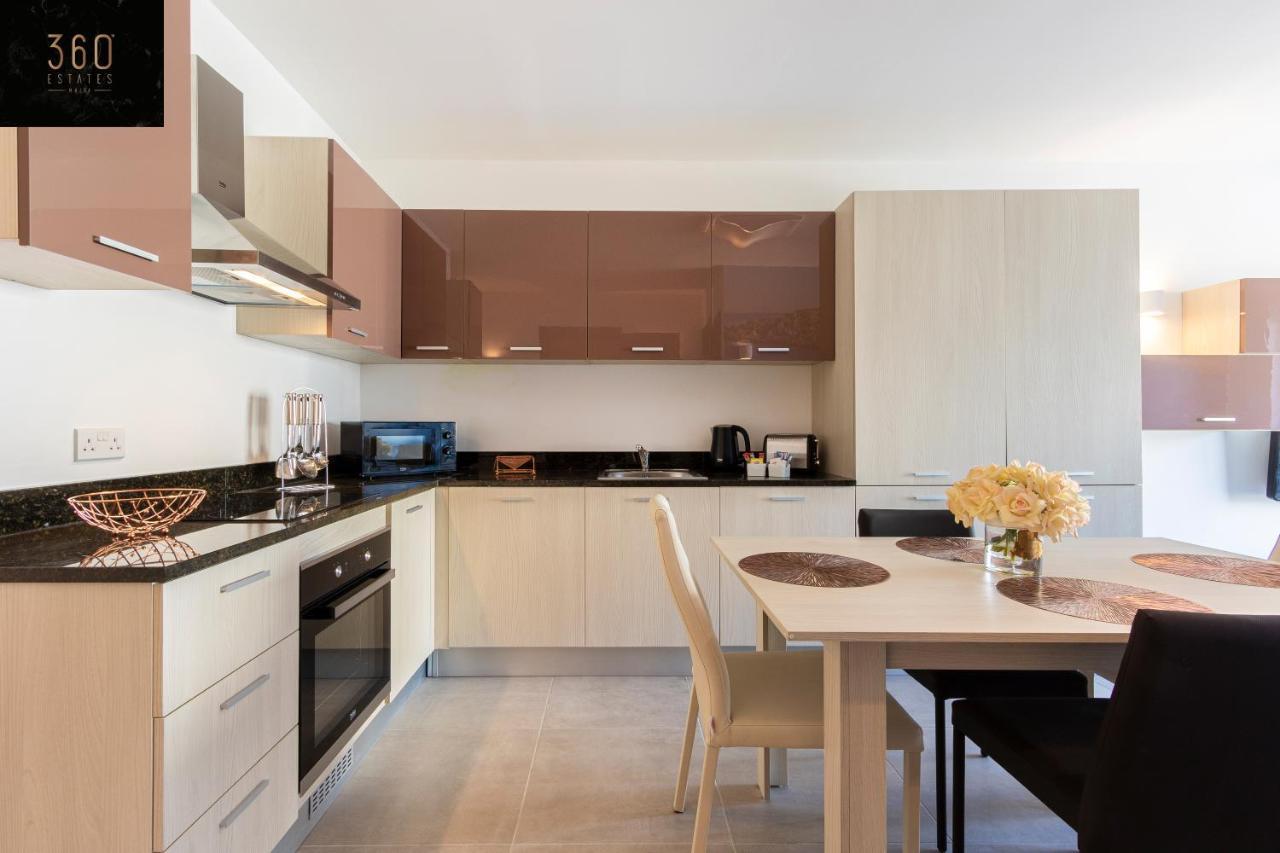 High-End Central Apt With Comfy Bed & Super Wifi By 360 Estates San Gwann Exterior photo